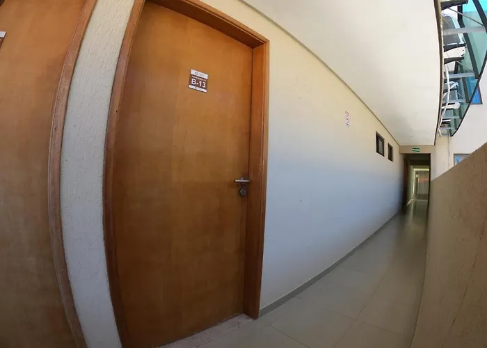 Manawa Flat B13
