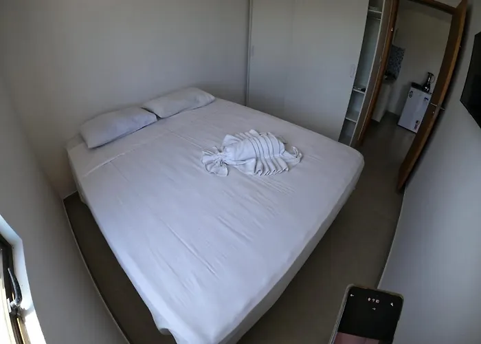 Manawa Flat B13